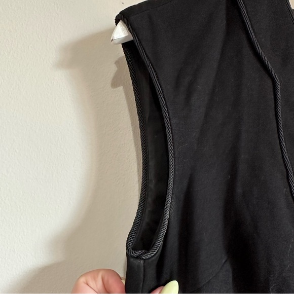 Trina Turk Sheath Dresses | Trina Turk Designer Black Dress | Little Black Dress - Picture 4 of 8